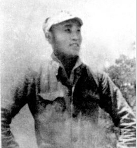 ���һ���1911��1941������Ұ�Q���M�����|��ʡ�|ꖿhʯ����������1930������Ї����a(ch��n)�h��1931�ꡰ��һ�ˡ���׃���l(f��)����(j��ng)У��ͬ��������W���ؼ��l(xi��ng)���ա�1932��5���ڼ��l(xi��ng)�M����ƽ�|�����x��܊�����������ô����£�ָ�]����(zh��n)�`��C�����˷Q��С��������1935�ꅢ�ӡ�һ��.�š��W���ۇ��\�������u���\���еġ���������1939�����A��������(li��n)܊˾��T��������ΰ�·܊�x�켽܊�^(q��)��ʮ�F�F�L��1941��2��4�����r�ΰ�·܊�x�켽܊�^(q��)��ʮ�F�F�L���һ�����ָ�]�����R�I��(zh��n)���в��Ҡ�������H30�q��