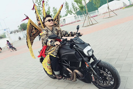 �݆T�T������܇���ų���(ch��ng)��   ���� �z