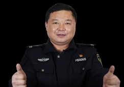 全國人大代表、黃山“守松人”